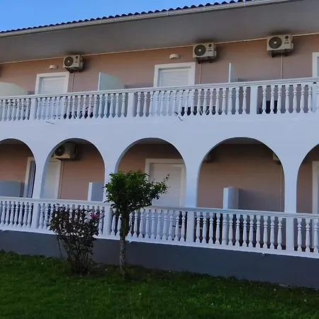 Apartment Ragias Studios *
