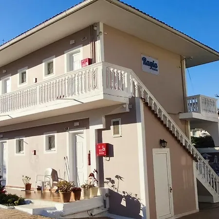 Apartment Ragias Studios